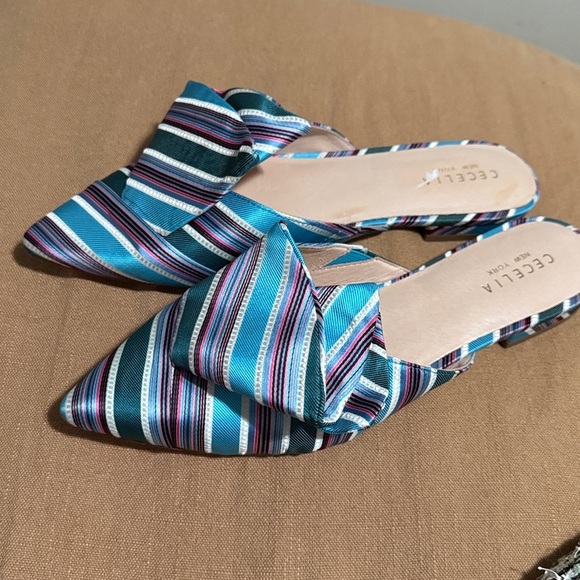 Cecelia New York Rooney Slides - Picture 3 of 8